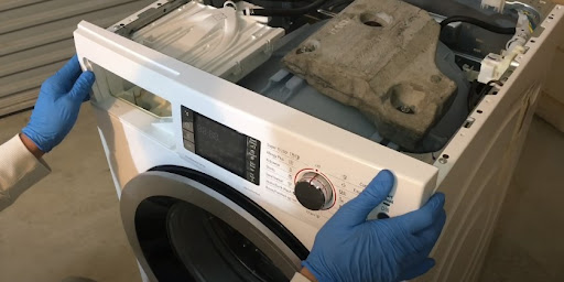 Ремонт стиральных машин Whirlpool в Черемхове – сервис от Мастер24, цены от 2085 руб