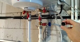 Установка накопительного водонагревателя в Черемхове в октябре